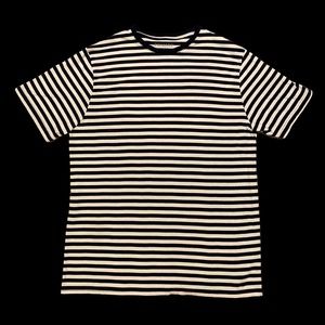 Black and white striped t-shirt (L)